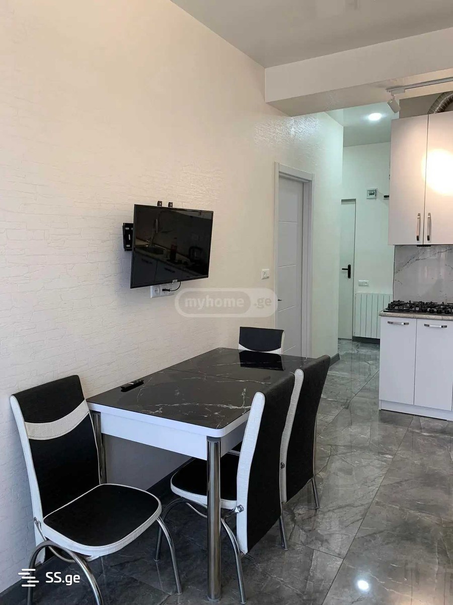 Sukhishvili st. 1 - 3 rooms