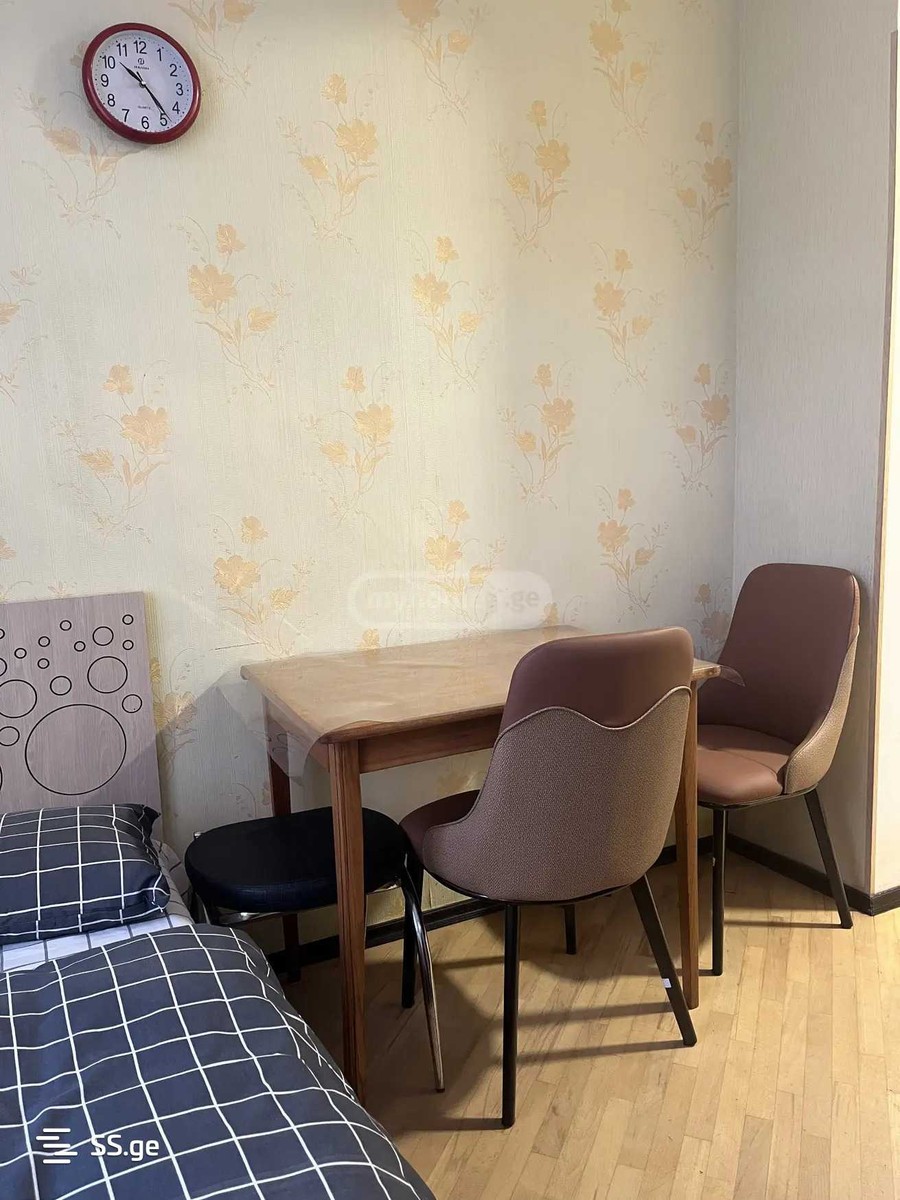 sartichala st. 0 - 1 rooms