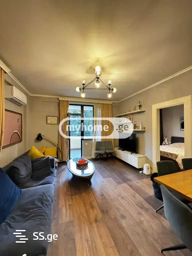 Chavchavadze st. - 3 rooms
