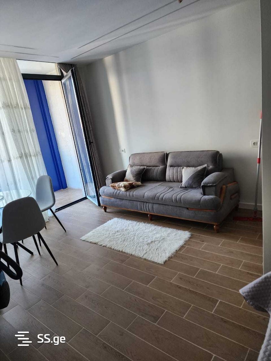 Lech and Maria Kaczynski street 15 - 2 rooms