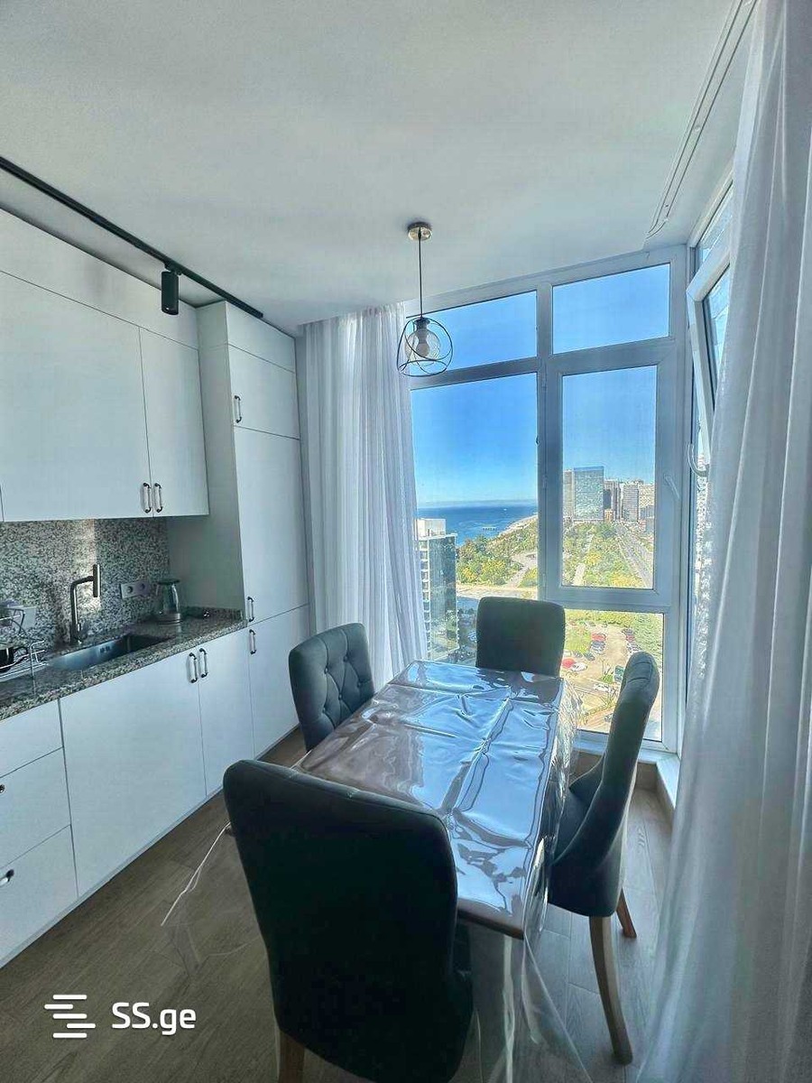 R. Nizharadze st. 9 - 3 rooms