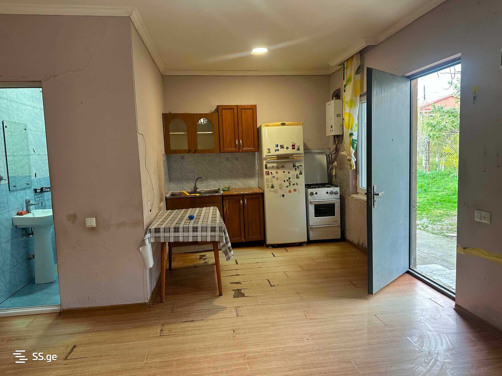 khizanishvili st. 4 - 1 rooms