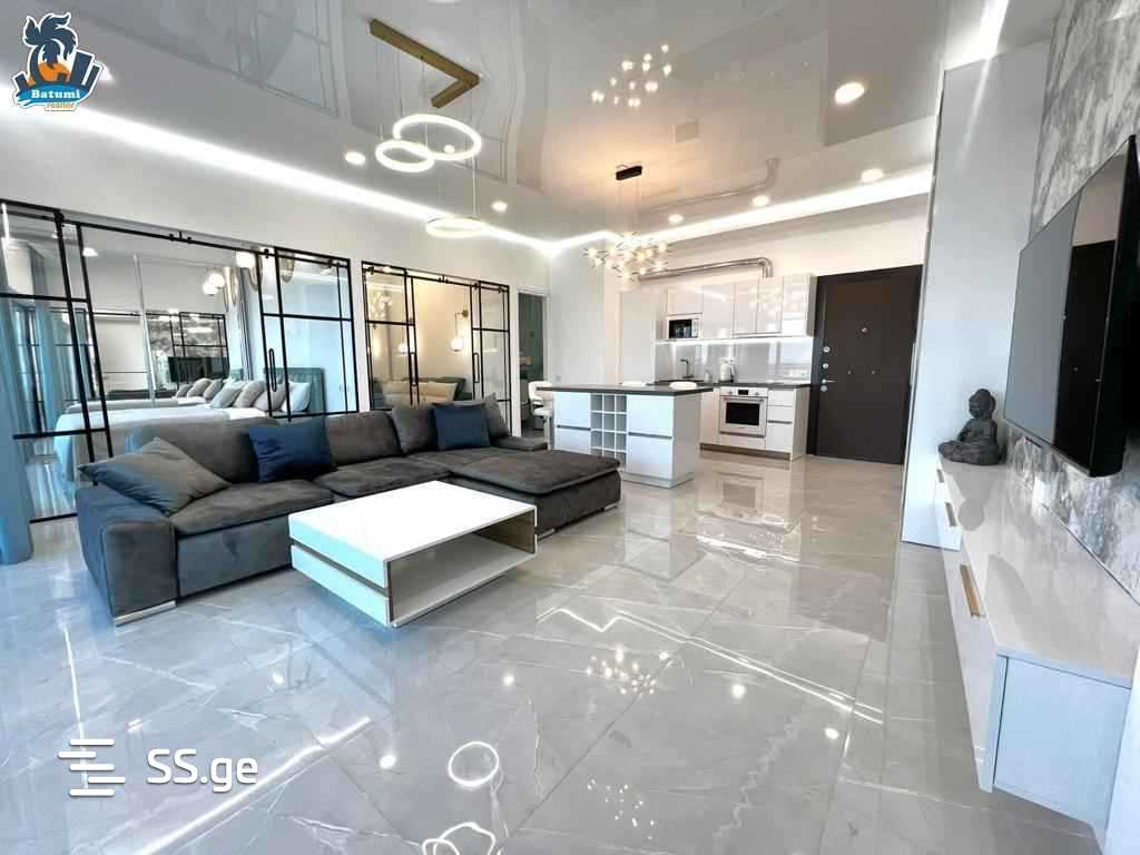 Lech and Maria Kaczynski street 3 - 3 rooms