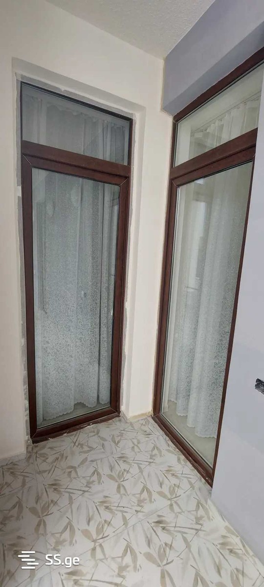 sairme st. 14 - 2 rooms