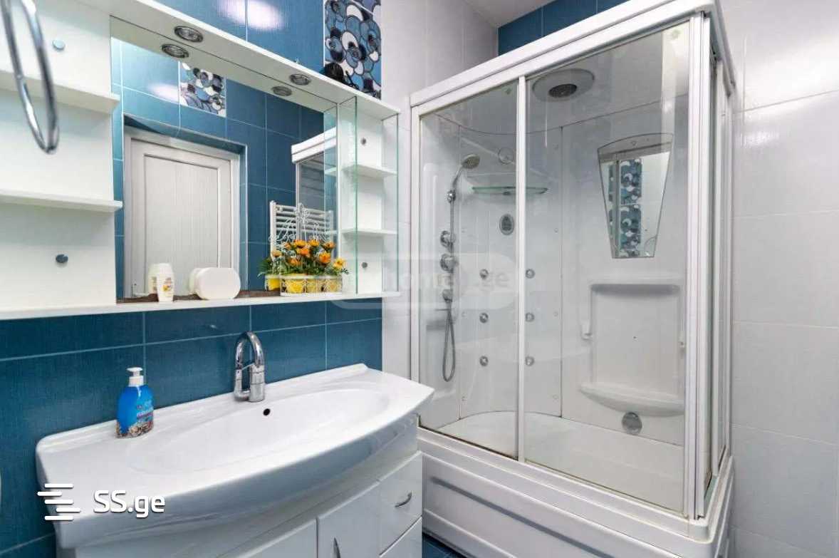 janashia st. 19 - 2 rooms