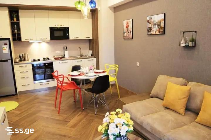 Politkovskaya St (jikia st.) 3 - 3 rooms