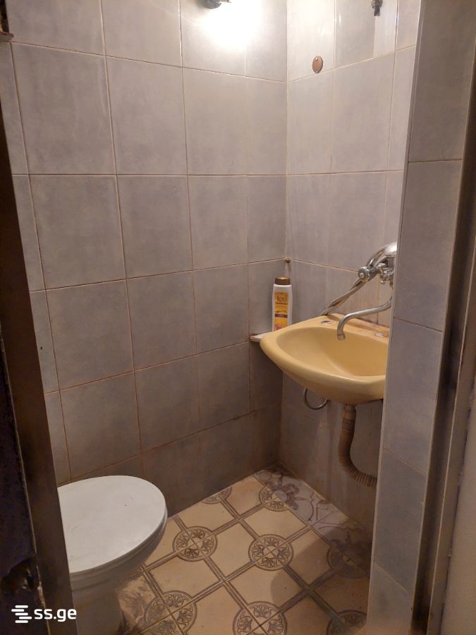 i. janelidze st. 37 - 1 rooms