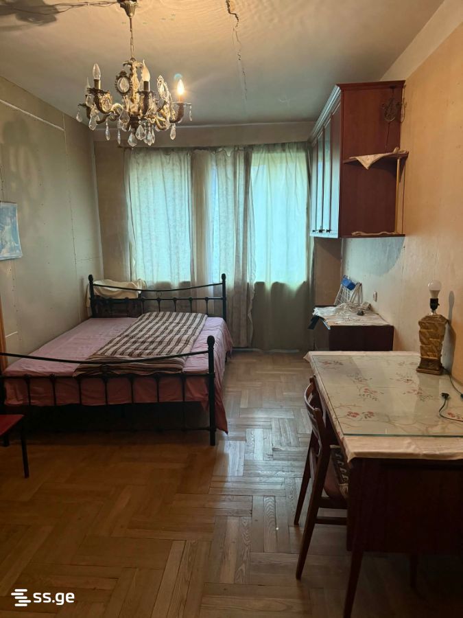 giorgi brtskinvale st. 2 - 3 rooms