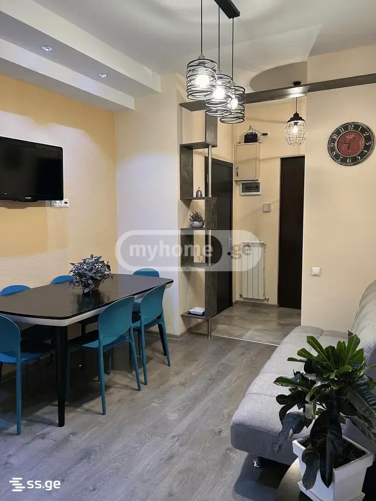 gazapkhuli st. 23 - 3 rooms