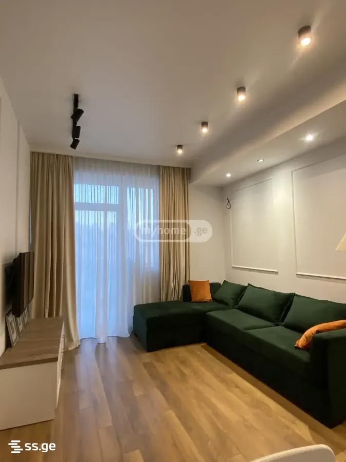 j. nadiradze - 3 rooms