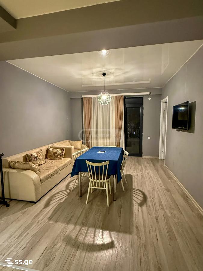 mshvelidze st. - 3 rooms