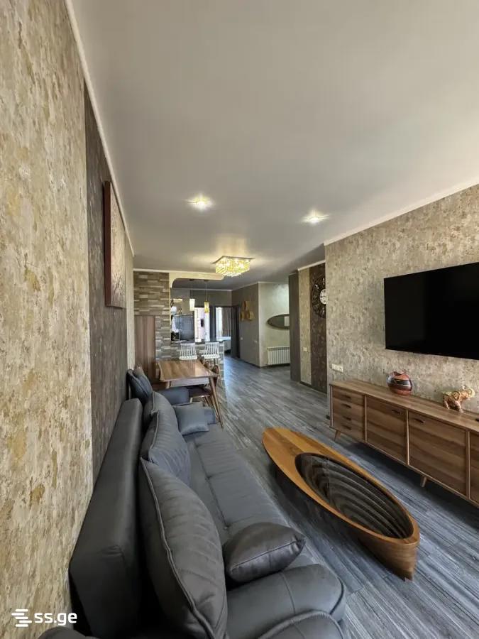 22 - 4 rooms