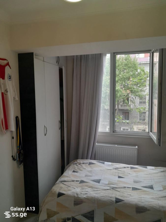 a.wereTlis avenue 74 - 2 rooms
