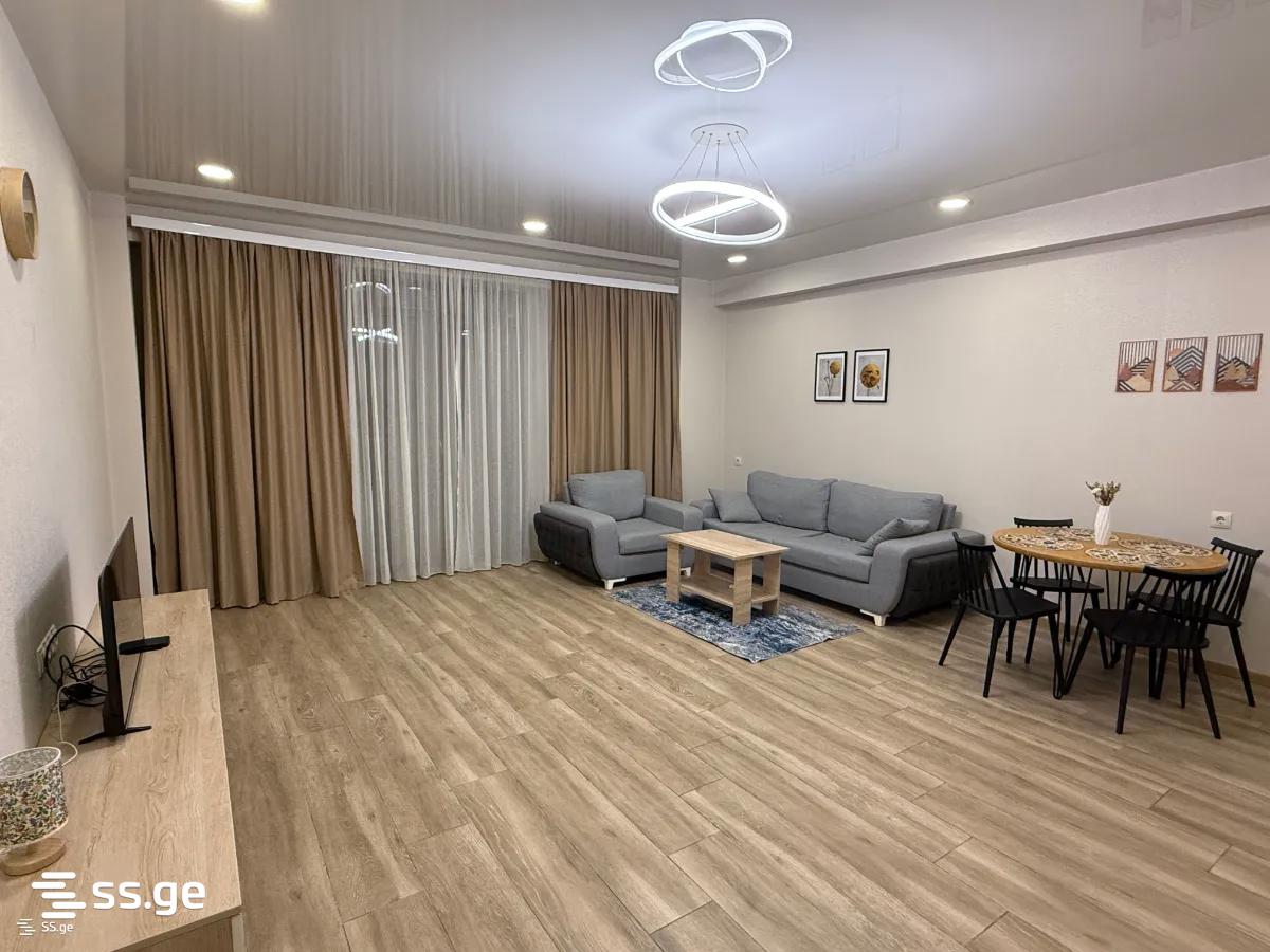 sairme st. 35 - 2 rooms