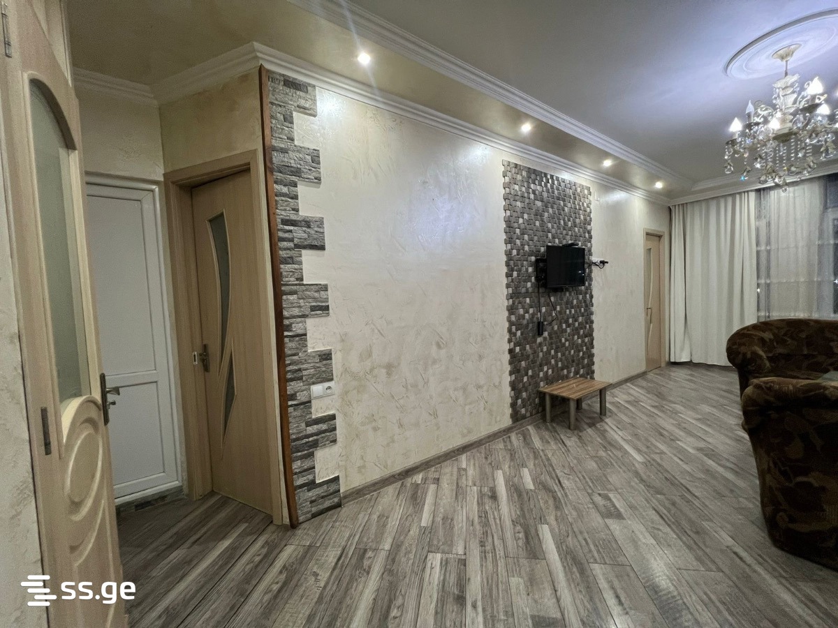 24 - 3 rooms