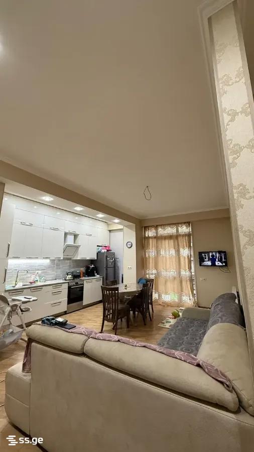 Mirian Mephe st. 100 - 3 rooms
