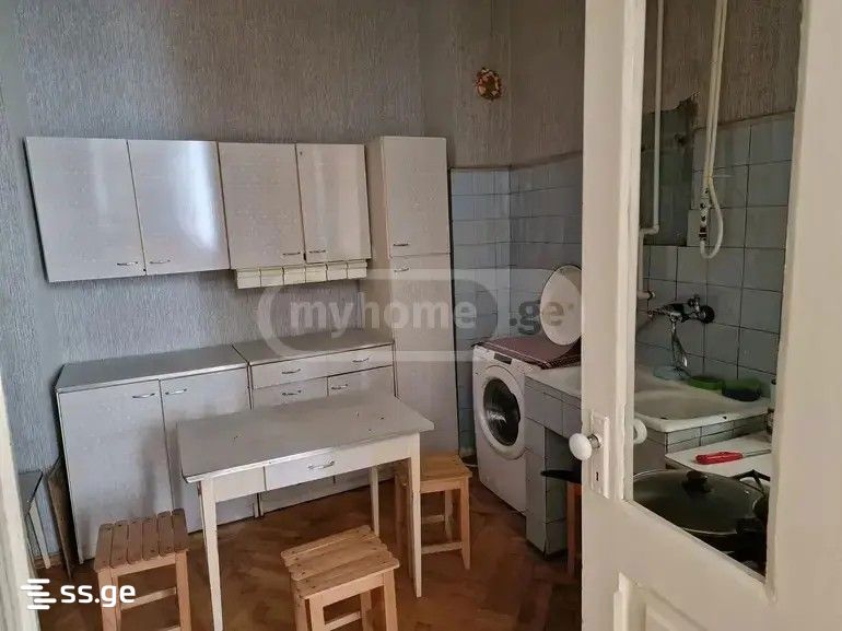 Gogoli st. - 4 rooms