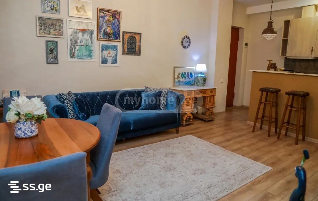 M. Tsinamdzghvrishvili  107 - 2 rooms