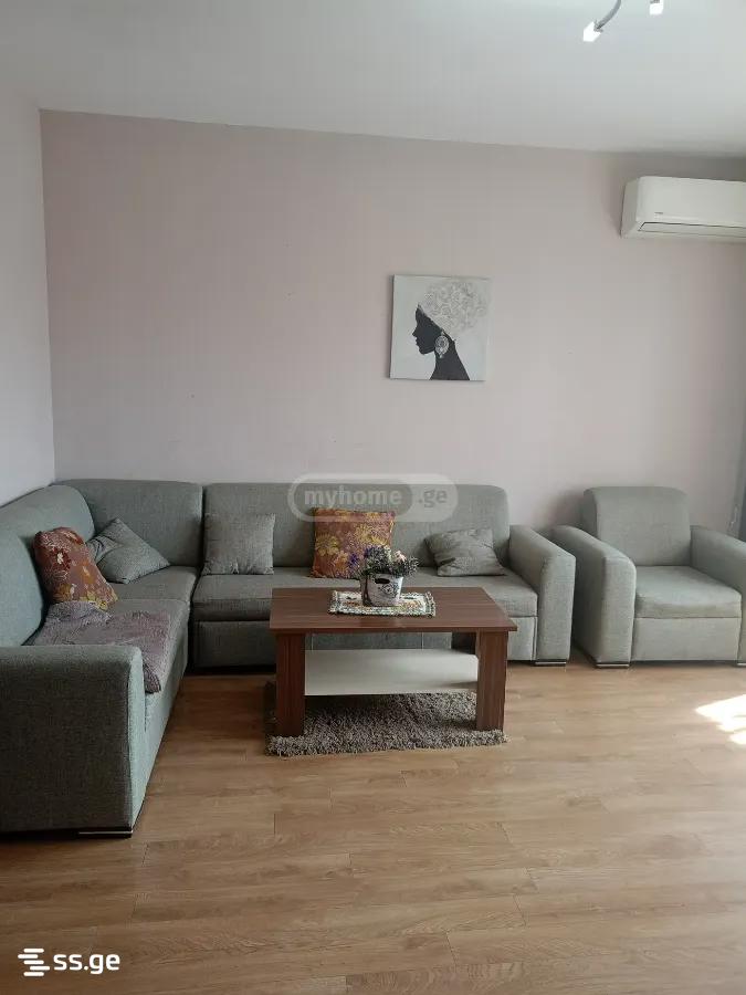 s. cincadze st 40 - 2 rooms