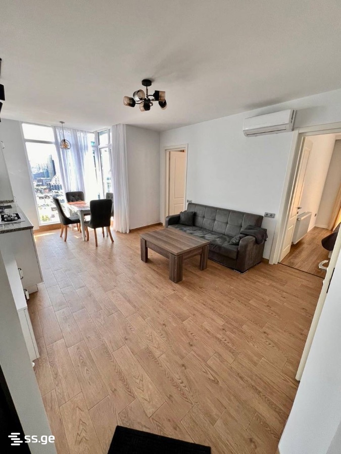 R. Nizharadze st. 9 - 3 rooms