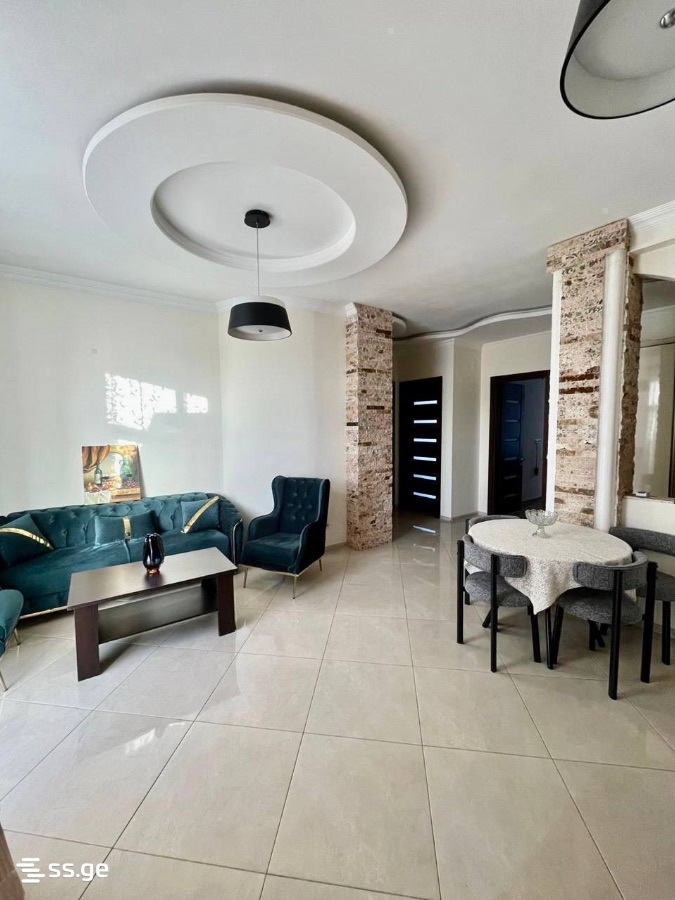 33 - 4 rooms