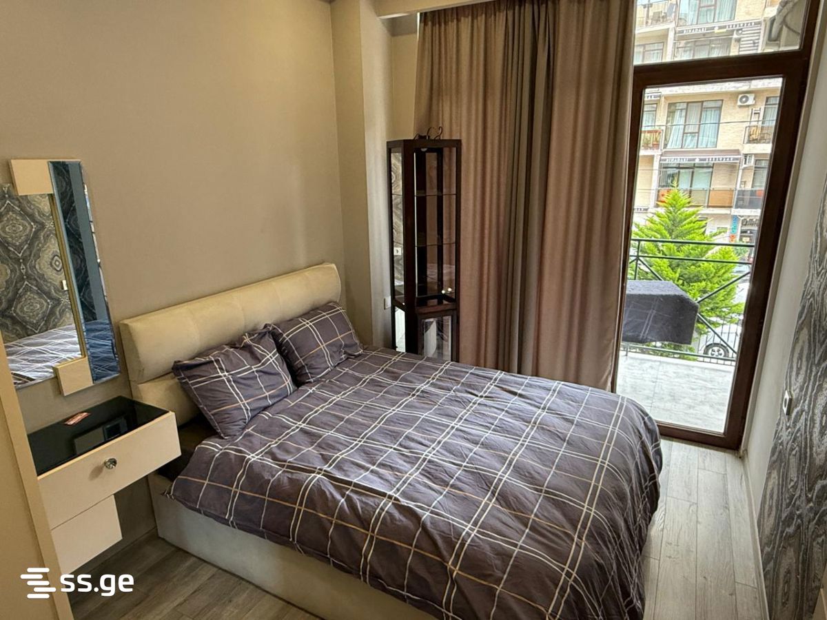 Tsagareli St. 10 - 3 rooms