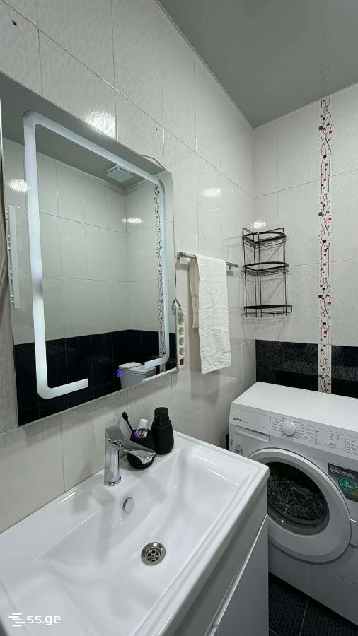 Sherif Khimshiashvili Ave 1 - 3 rooms
