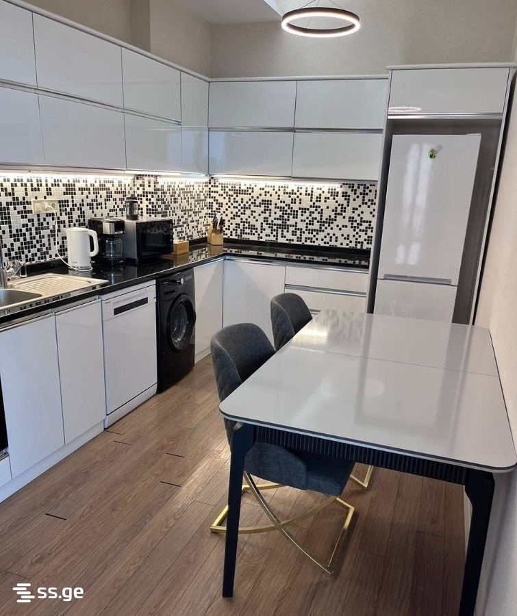 Chavchavadze st. 1 - 3 rooms