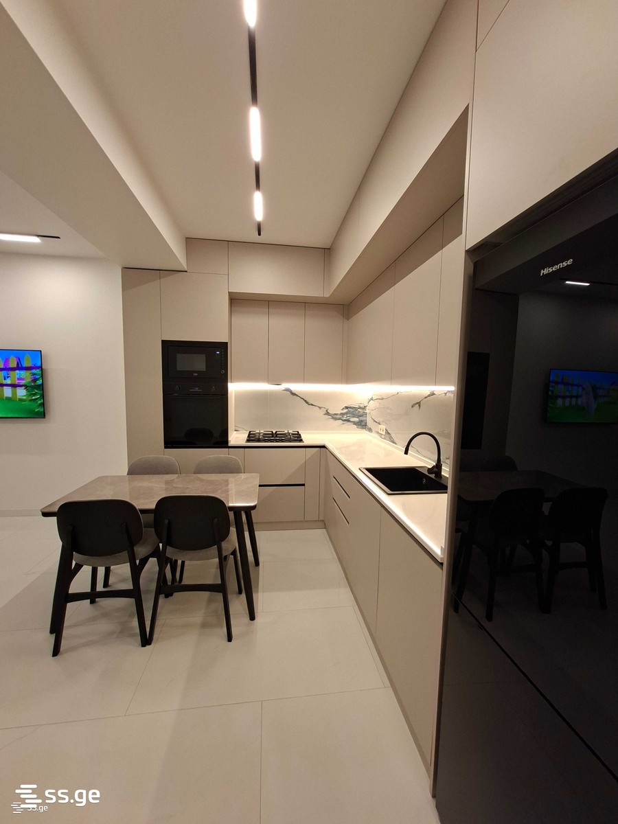 navtlugi st. 10 - 3 rooms