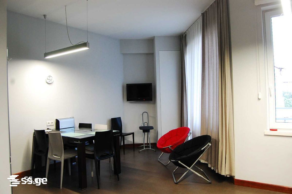 pekini st. - 4 rooms