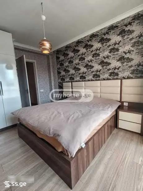 tarieli st. 2 - 3 rooms
