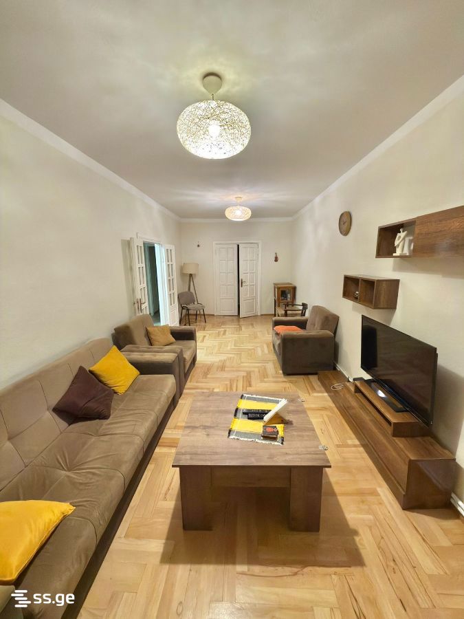 samtredia st. 1 - 3 rooms