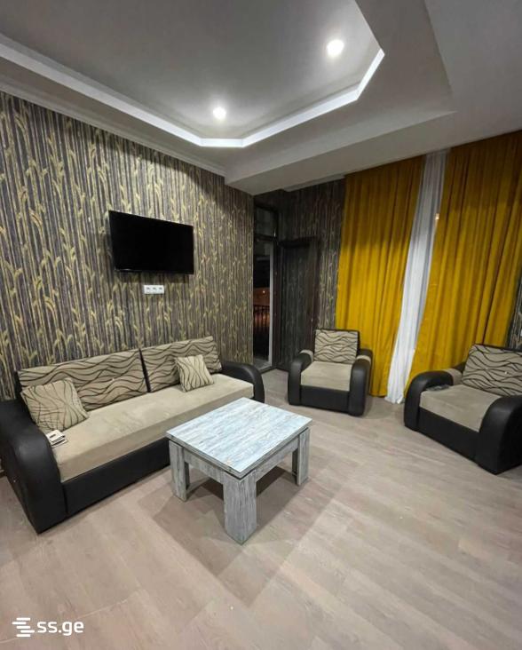 chkondideli st. 36 - 3 rooms