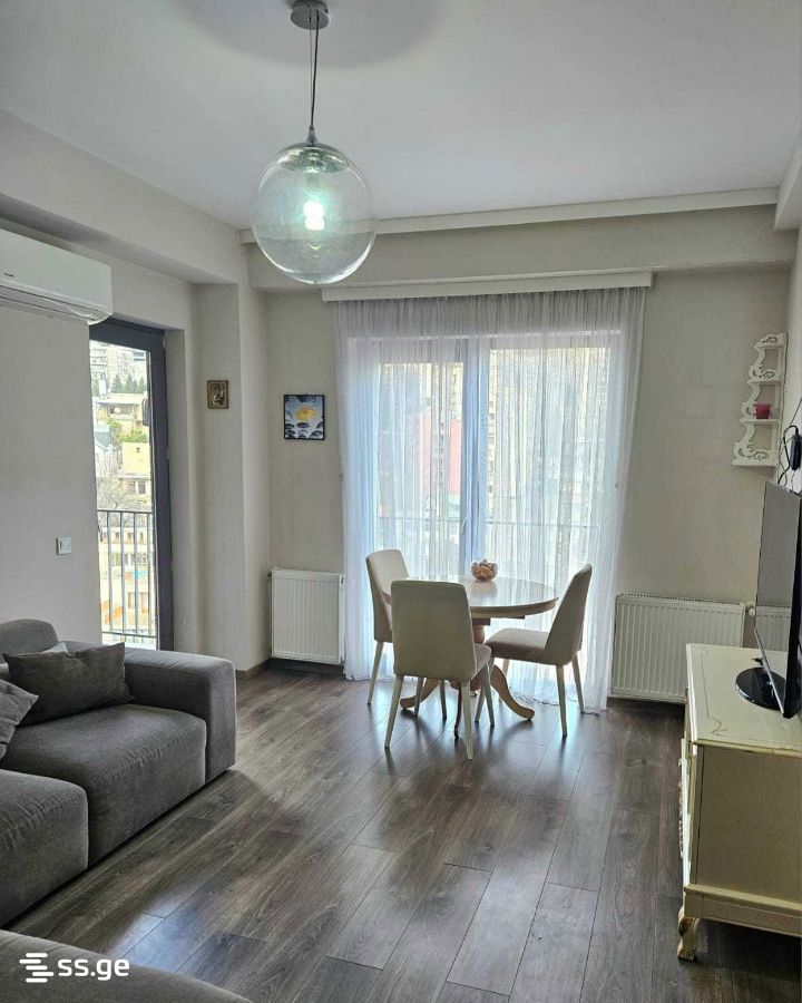 nucubidze st. 82 - 2 rooms