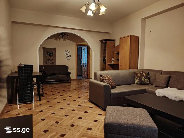 janashia st. - 3 rooms