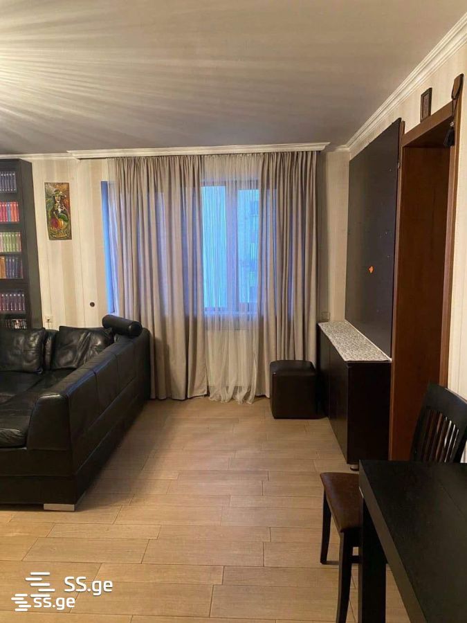 Vazisubnis dasaxleba - 3 rooms