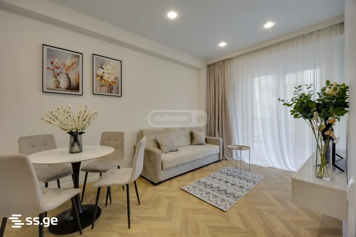 Marshal Archil Gelovani Ave. - 2 rooms