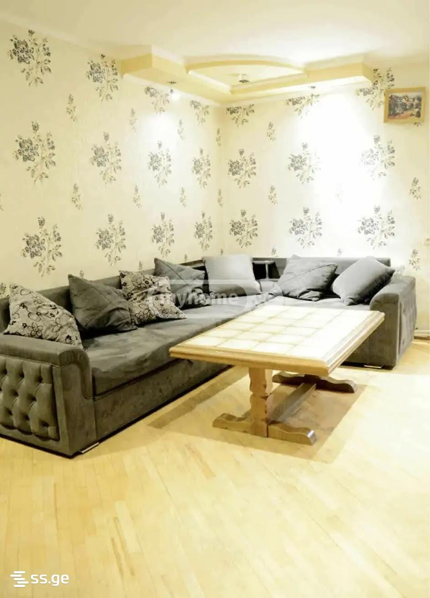Mirian Mephe st. - 3 rooms
