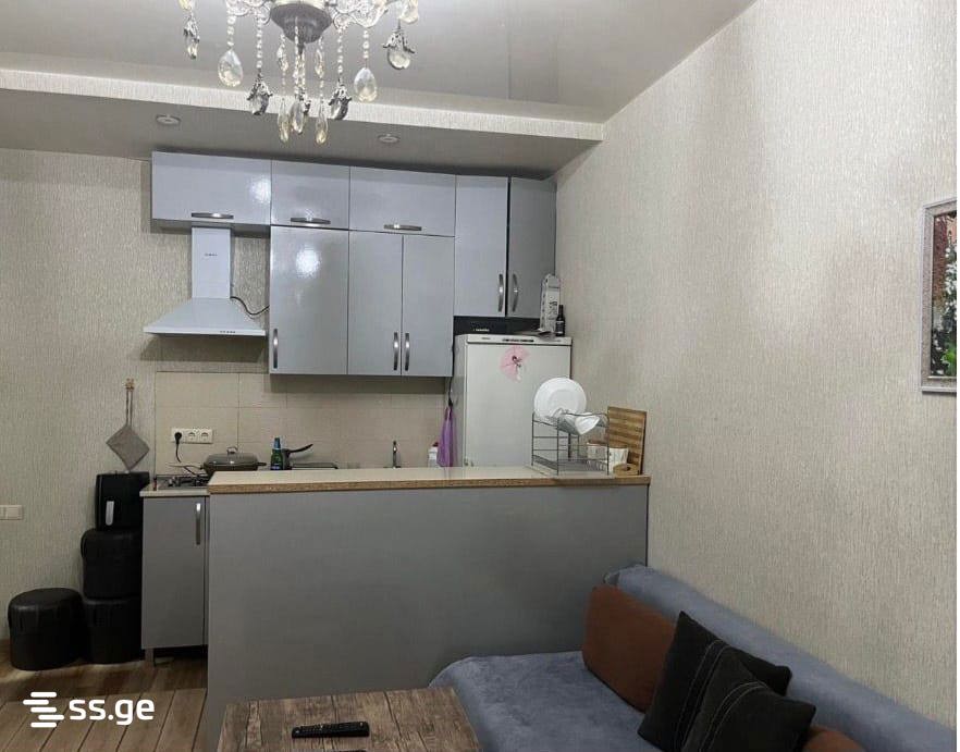4 - 2 rooms