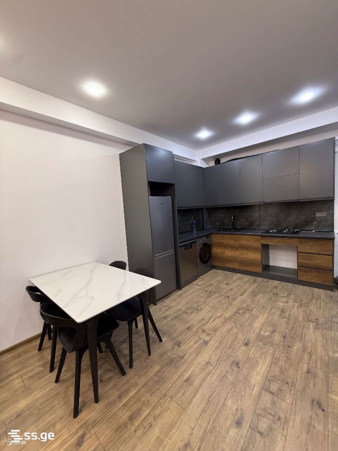 E. Amashukeli st. 32 - 2 rooms