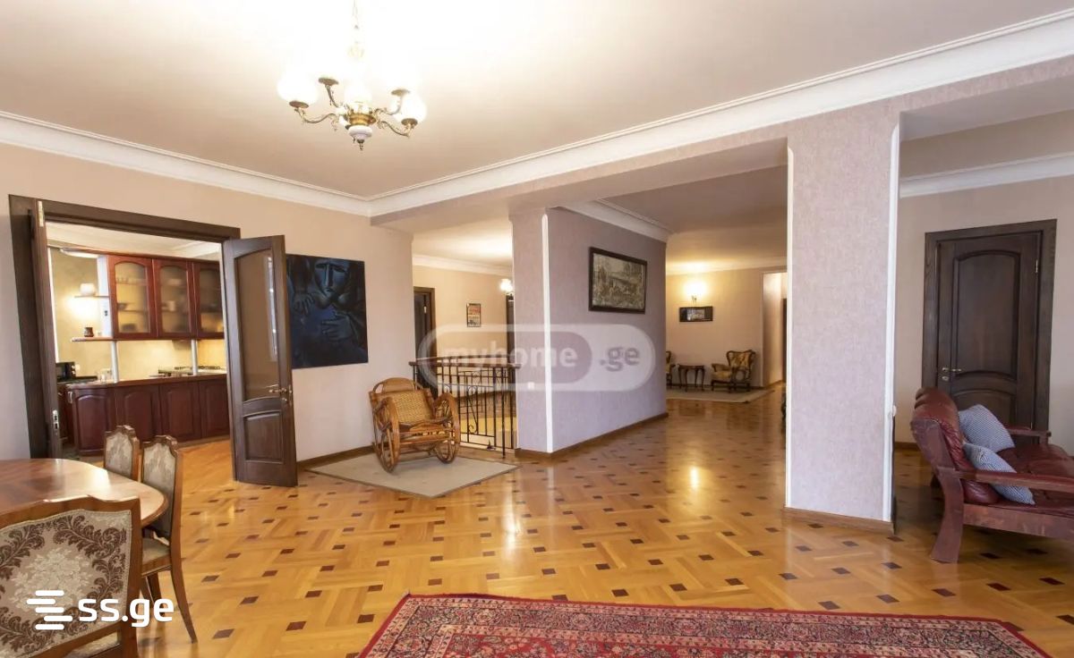 kostava st. - 6 rooms