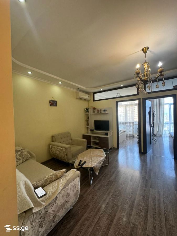 Kobaladze st. 8 - 3 rooms