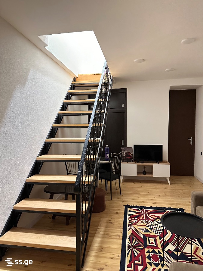 cinamdzgrishvili st. 109 - 2 rooms
