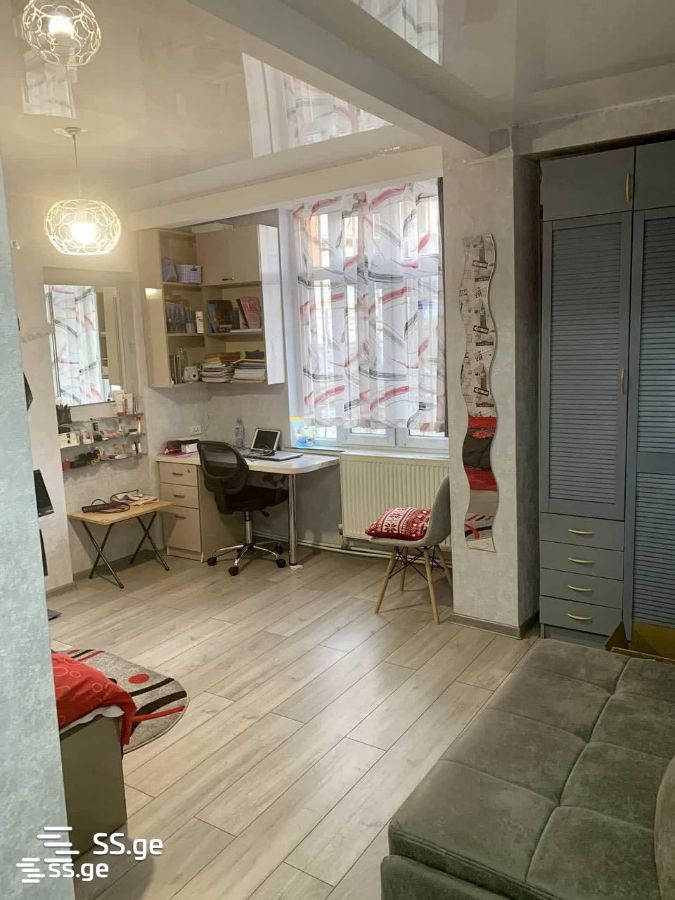 shevardenidze st. 7 - 5 rooms