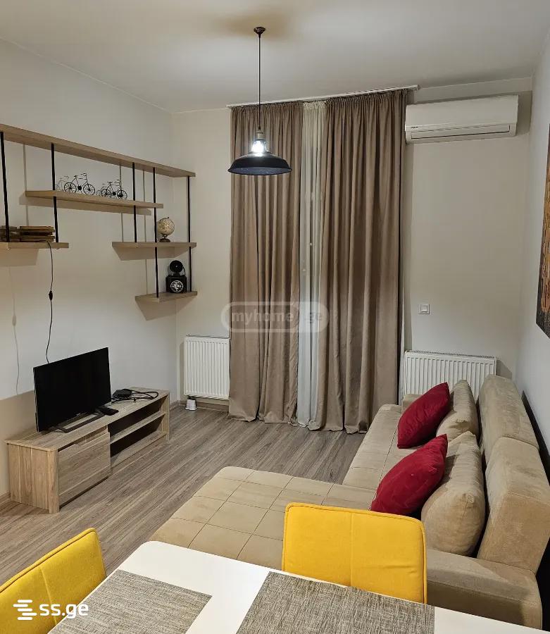 Bob walsh st. - 2 rooms