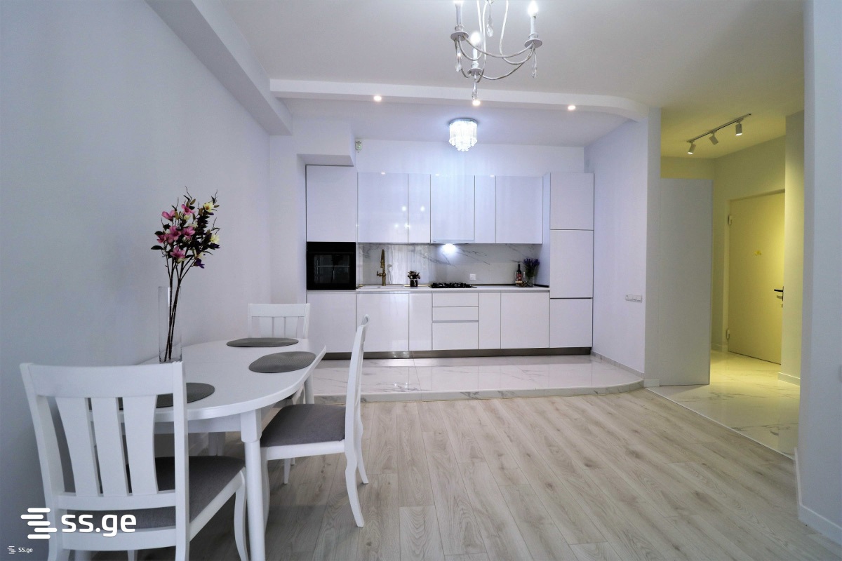 n. zhvania st. 6 - 2 rooms