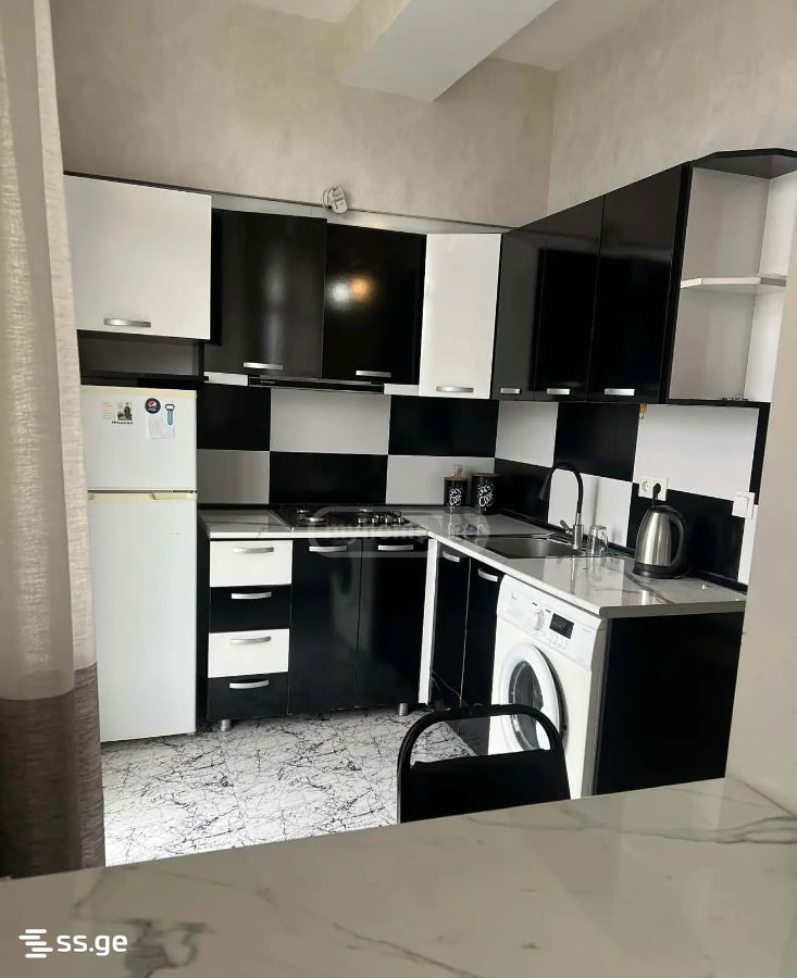 Gr. Robakidze Ave - 2 rooms