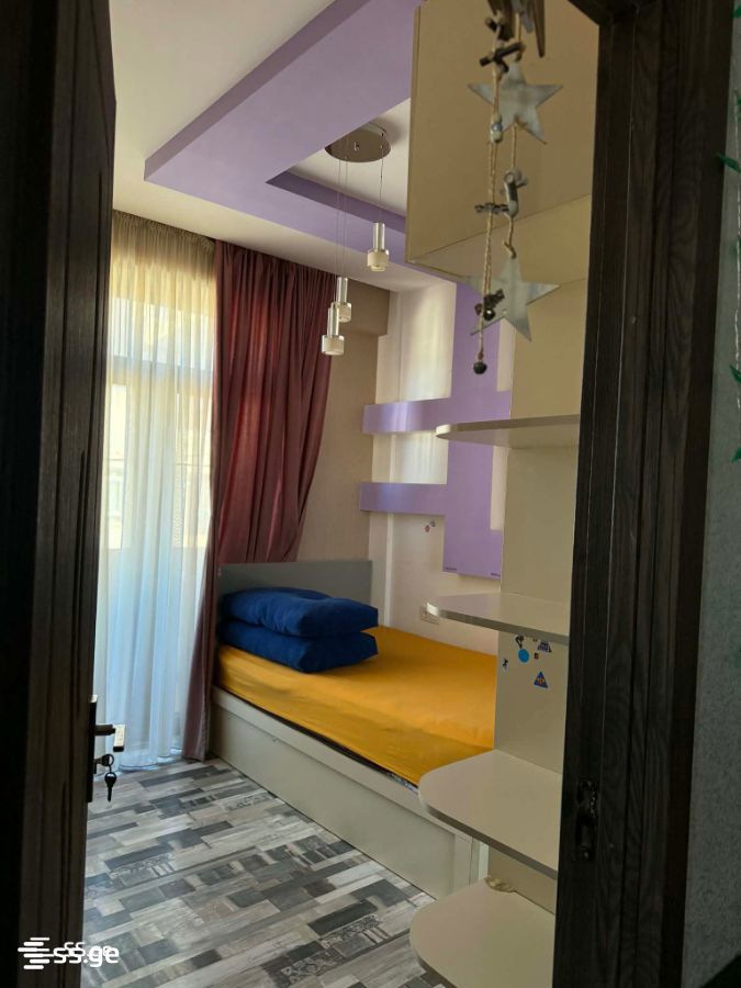 Vepkhistkaosnis st. - 3 rooms