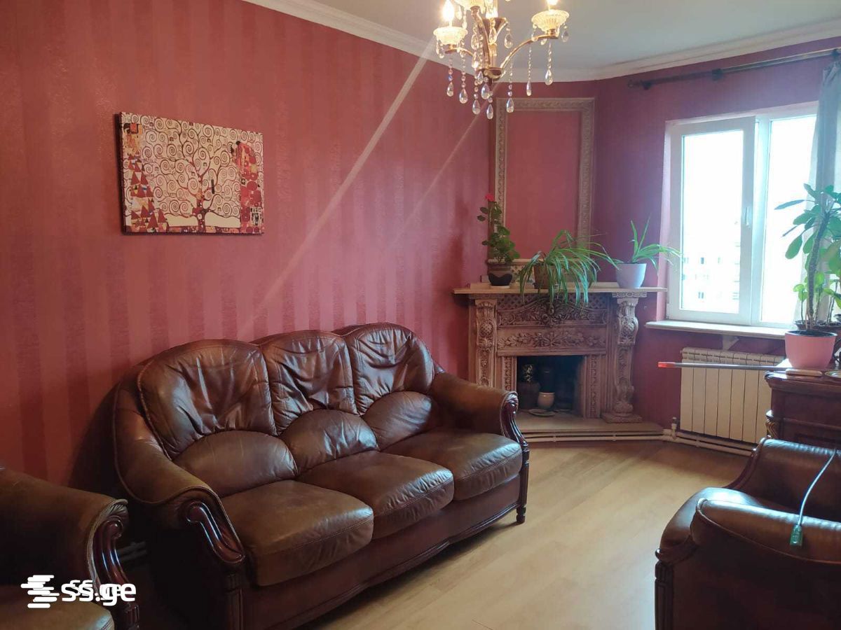 Beri Gabriel Salosi Ave. - 3 rooms