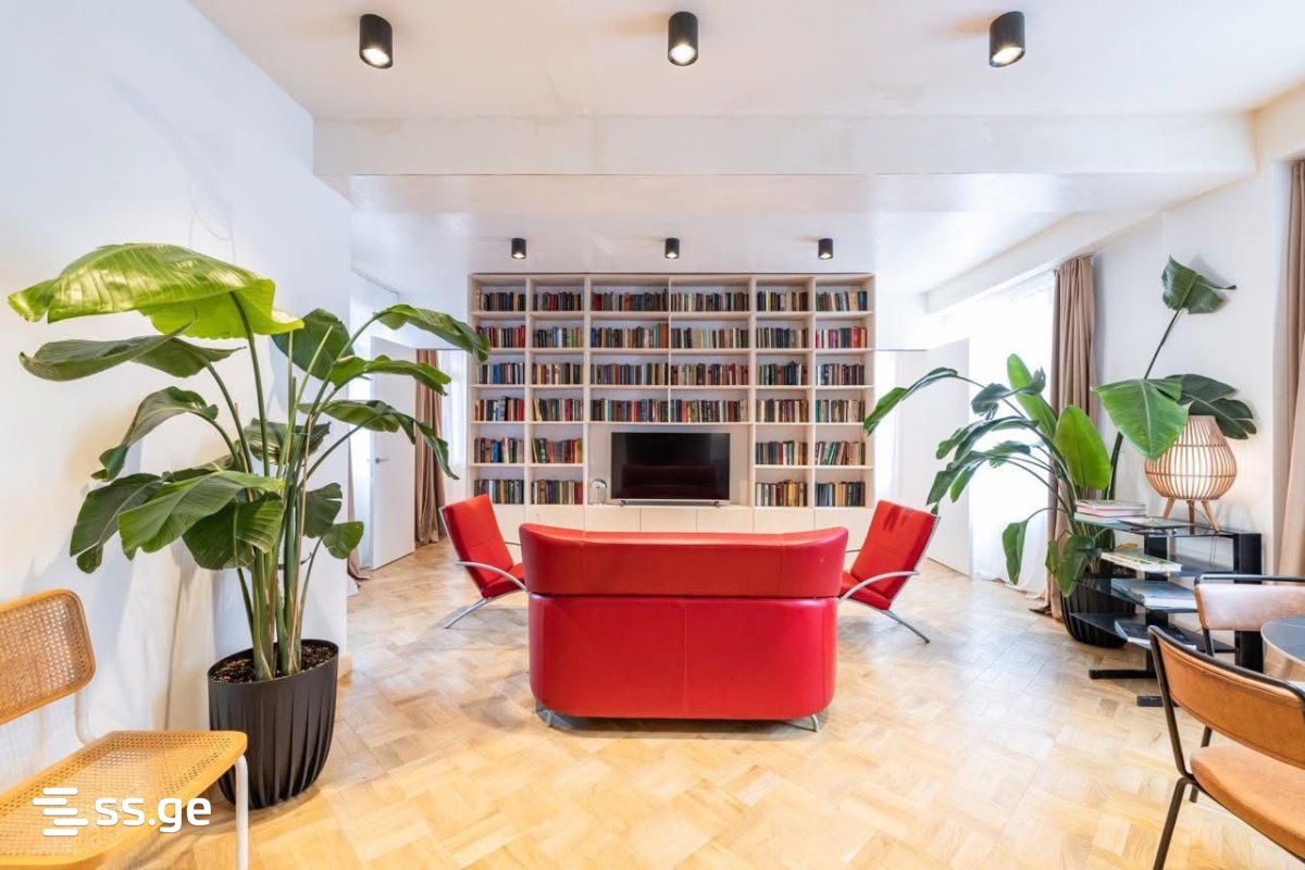 T.Jordania st. - 3 rooms